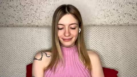 Sia online show from 08/07/26, 07:32