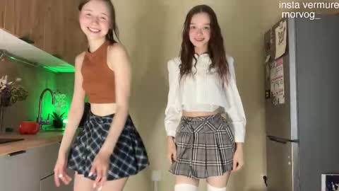 Delora online show from 10/04/25, 09:07