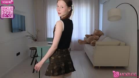 Delora online show from 04/03/26, 06:00