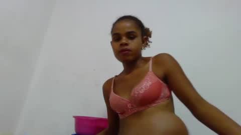 Snapshot of delphineee chatting on 02/20/26, 03:36 delphine online show from 02/20/26, 03:36