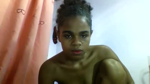 delphine online show from 03/30/26, 08:15