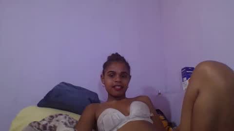 delphine online show from 04/13/26, 06:08