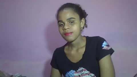 delphine online show from 04/18/26, 05:17