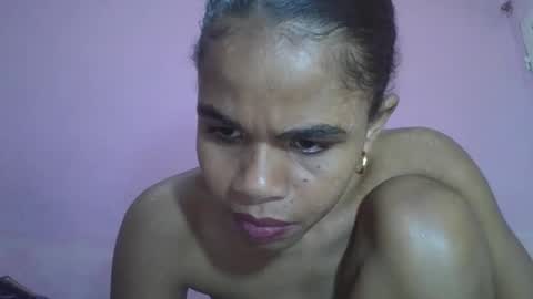 delphine online show from 04/21/26, 04:34