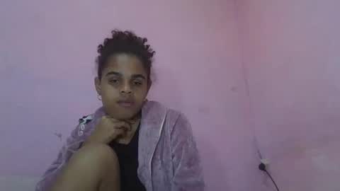 delphine online show from 05/29/26, 04:49