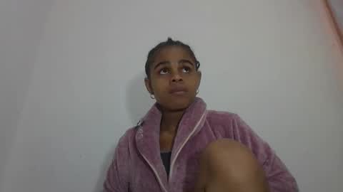 delphine online show from 06/01/26, 12:51