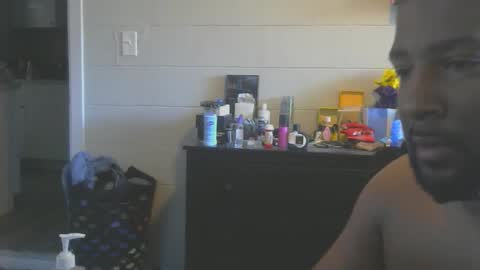 delta7012 online show from 02/14/25, 03:47