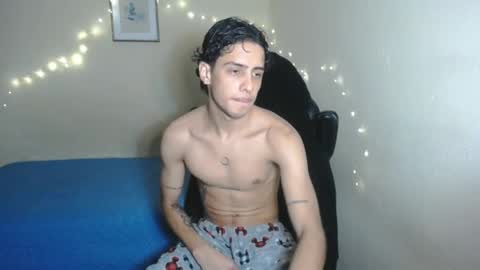 Snapshot of demeter_salviati chatting on 02/22/25, 11:03 Demeter Salviati online show from 02/22/25, 11:03