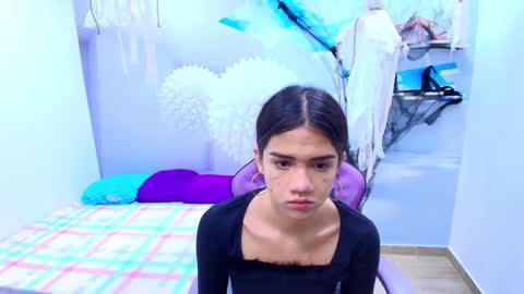 Snapshot of demi_leed chatting on 10/24/25, 11:06 DEMI online show from 10/24/25, 11:06