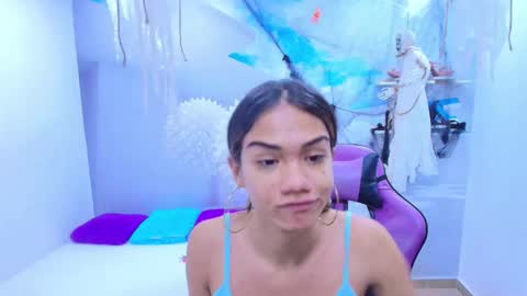 Snapshot of demi_leed chatting on 10/29/25, 11:34 DEMI online show from 10/29/25, 11:34