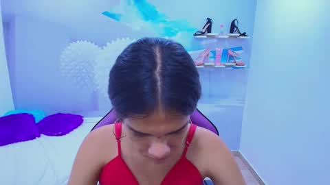 Snapshot of demi_leed chatting on 11/27/25, 12:29 DEMI online show from 11/27/25, 12:29