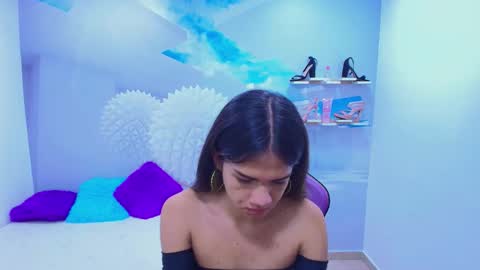 Snapshot of demi_leed chatting on 11/29/25, 11:35 DEMI online show from 11/29/25, 11:35