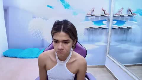 Snapshot of demi_leed chatting on 02/26/26, 11:53 DEMI online show from 02/26/26, 11:53