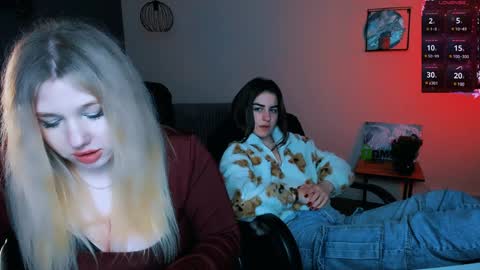 Snapshot of demi_mooore chatting on 01/28/25, 04:50 Demi online show from 01/28/25, 04:50