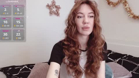 Snapshot of demiamour chatting on 12/30/24, 11:04 Demi. not your babybabebb and other shit online show from 12/30/24, 11:04