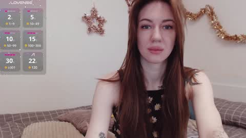 Snapshot of demiamour chatting on 01/14/25, 10:27 Demi. not your babybabebb and other shit online show from 01/14/25, 10:27