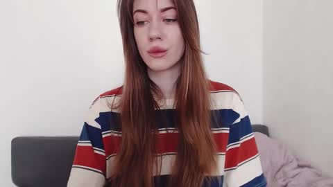 Snapshot of demiamour chatting on 09/25/25, 08:51 Demi. not your babybabebb and other shit online show from 09/25/25, 08:51