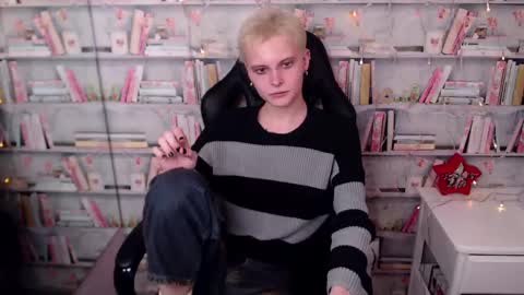 demianenglen online show from 01/16/25, 10:02