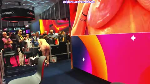 Demi online show from 09/26/25, 01:04