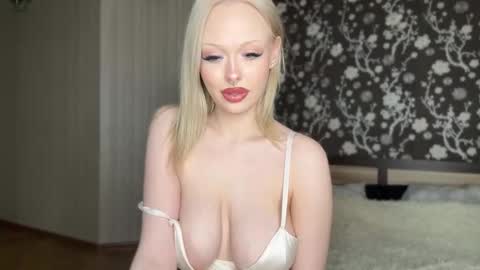 Demi online show from 12/19/25, 01:07