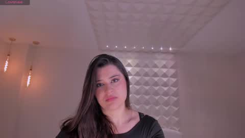 DEMI NOVA online show from 04/18/26, 10:41