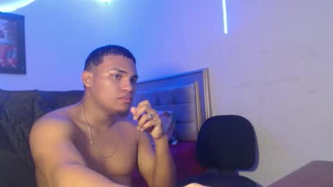 Snapshot of demol_latin chatting on 11/18/25, 12:27 MASTER DAV online show from 11/18/25, 12:27