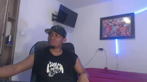 Snapshot of demol_latin chatting on 12/16/25, 11:59 MASTER DAV online show from 12/16/25, 11:59