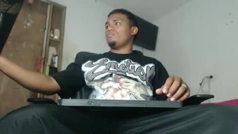 Snapshot of demol_latin chatting on 03/13/26, 10:38 MASTER DAV online show from 03/13/26, 10:38