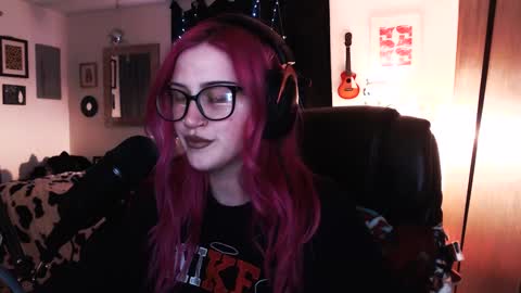 Snapshot of demongf chatting on 01/26/25, 04:09 Demoness Mina online show from 01/26/25, 04:09