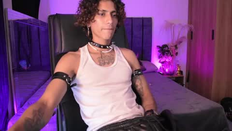 Snapshot of demonkush_ chatting on 05/18/26, 05:35 DemonKush online show from 05/18/26, 05:35