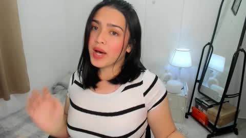 Demi online show from 11/07/25, 09:42