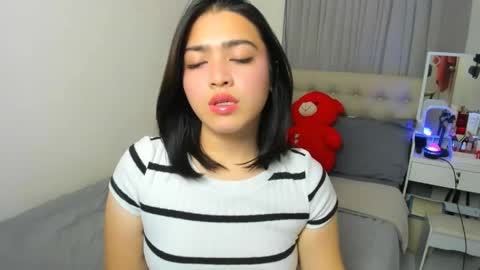 Snapshot of dencyleander chatting on 05/14/26, 07:37 Demi online show from 05/14/26, 07:37