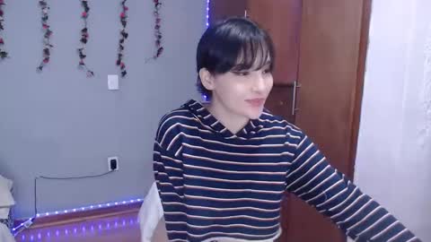 Snapshot of deni_bloom chatting on 12/30/24, 01:48 Denisse    schedule Monday to Friday 1300-1900 mexican time Saturday-maybe it could be a surprise IDEPENDENT MODEL online show from 12/30/24, 01:48