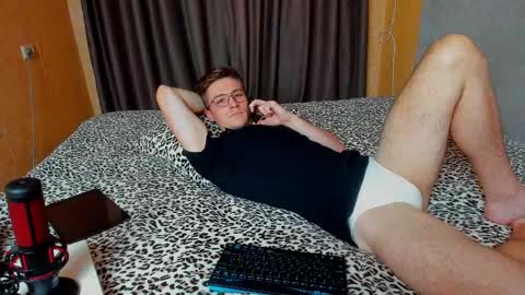 Deni online show from 09/22/25, 05:48