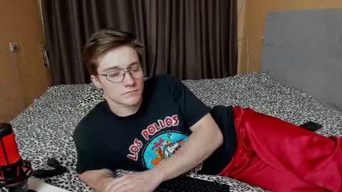 Deni online show from 12/21/25, 06:15