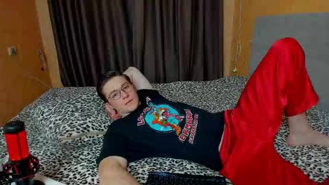 Deni online show from 02/11/26, 06:24