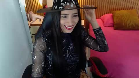 D E N I S  online show from 10/31/25, 01:01