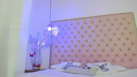 denisse_logan online show from 04/22/26, 03:09