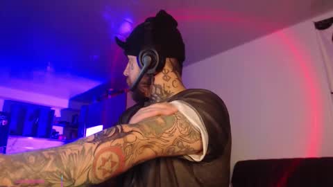 Oliver online show from 02/28/26, 04:02