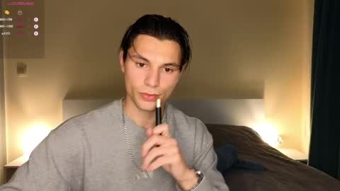 Den online show from 04/10/26, 06:23