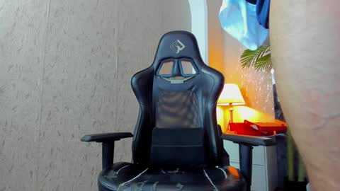 dennis_cox_ online show from 01/21/25, 11:24