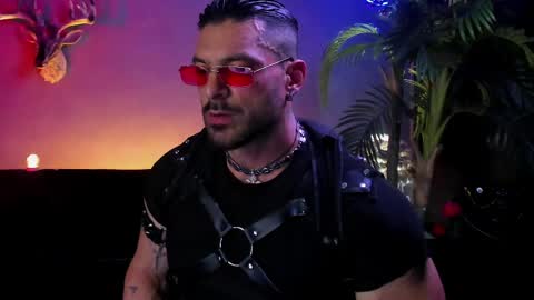 dennis_cox_ online show from 04/05/26, 01:36