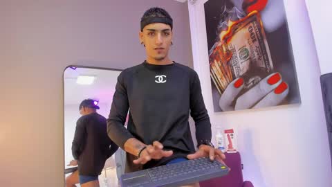 Dennis Kinsey online show from 04/07/26, 07:25