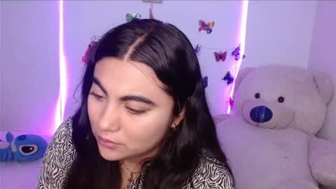 Snapshot of dennis_love_ chatting on 05/30/26, 02:30 rosse online show from 05/30/26, 02:30
