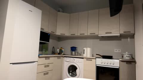 Denni online show from 11/02/25, 03:25