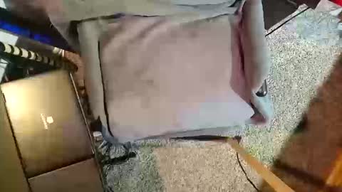 Snapshot of denverdljo chatting on 10/17/25, 11:35 Denverdljo online show from 10/17/25, 11:35