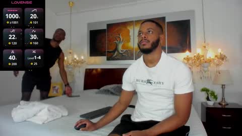 Dereck and Jake online show from 11/08/25, 11:43