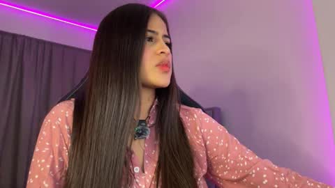 Dereck online show from 11/28/25, 04:04