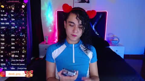 Snapshot of derek_greyy_ chatting on 01/13/25, 11:27 derek grey online show from 01/13/25, 11:27