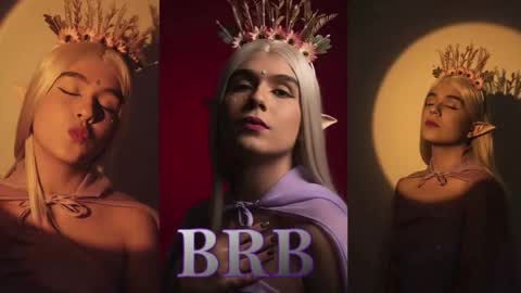 Snapshot of derek_greyy_ chatting on 11/11/25, 07:03 derek grey online show from 11/11/25, 07:03